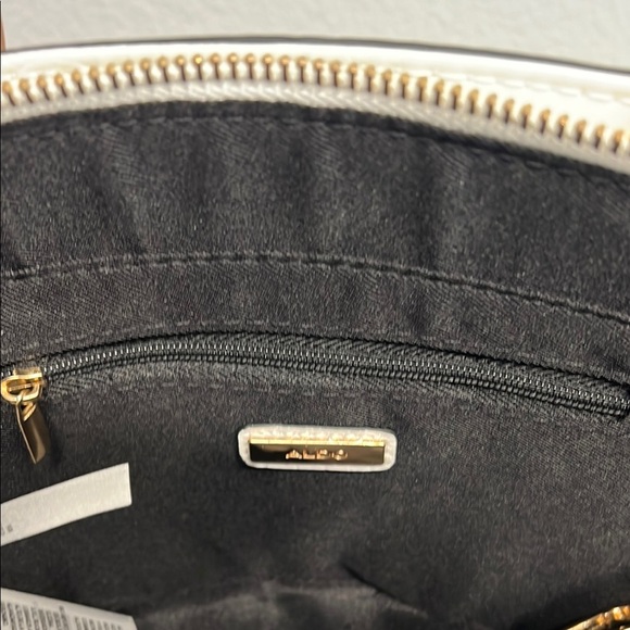 Aldo | Mini Bag w/ Removable Bag Charm Chain & Crossbody Strap - Picture 7 of 12